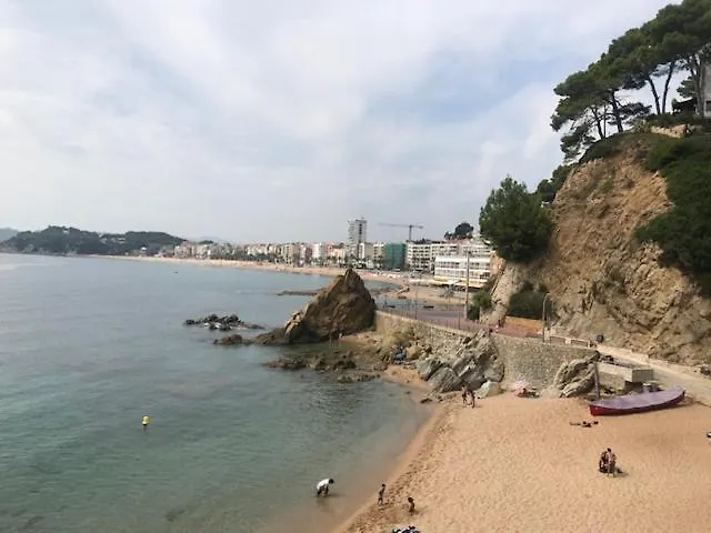 شقة T2 Climatise + Parking 500 M Plage/centre