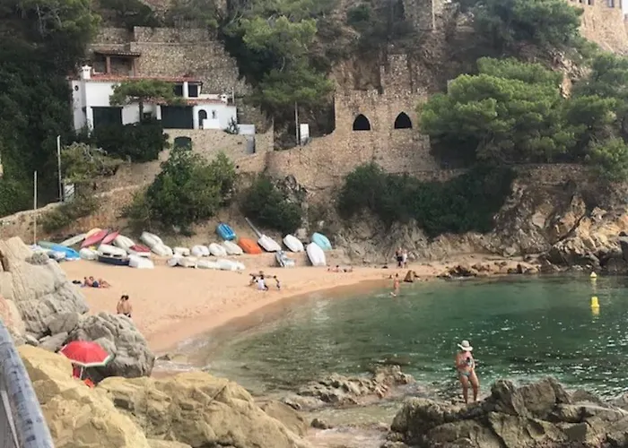 شقة T2 Climatise + Parking 500 M Plage/centre