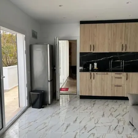 Apartamento T2 Climatisé + Parking 500 M Plage/centre Lloret de Mar