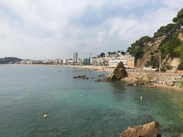 Apartamento T2 Climatisé + Parking 500 M Plage/centre Lloret de Mar