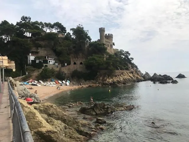 T2 Climatisé + Parking 500 M Plage/centre Apartamento