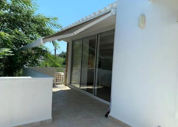 T2 Climatisé + Parking 500 M Plage/centre