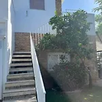 아파트 T2 Climatise + Parking 500 M Plage/centre *