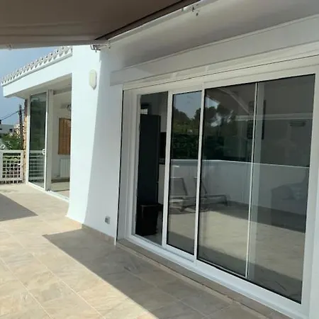 Apartment T2 Climatise + Parking 500 M Plage/centre Lloret de Mar