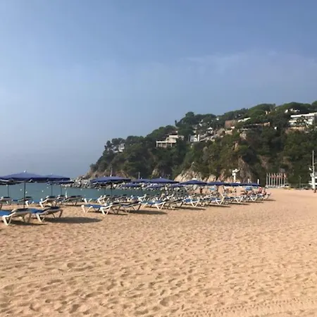 T2 Climatise + Parking 500 M Plage/centre Apartment Lloret de Mar