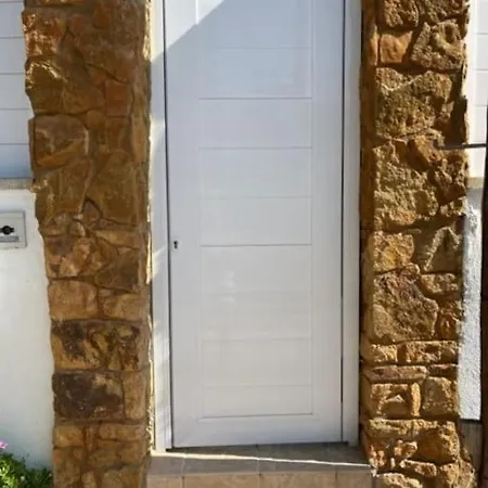 Apartment T2 Climatise + Parking 500 M Plage/centre