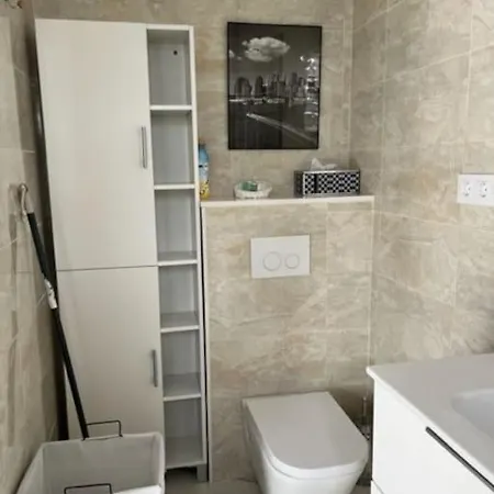 Apartment T2 Climatise + Parking 500 M Plage/centre Lloret de Mar