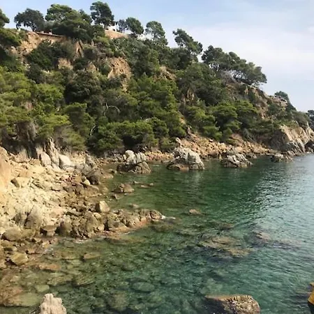 T2 Climatise + Parking 500 M Plage/centre *