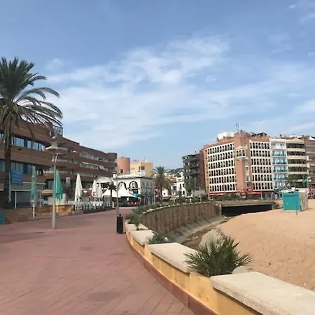 T2 Climatisé + Parking 500 M Plage/centre Apartamento Lloret de Mar