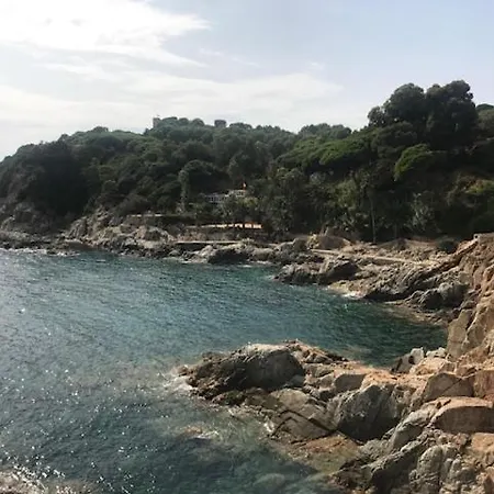 Apartamento T2 Climatisé + Parking 500 M Plage/centre Lloret de Mar